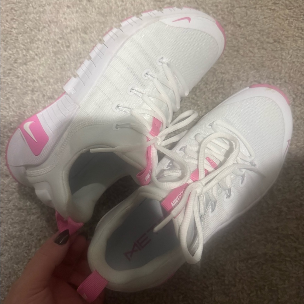 Nike White and Pink Metcon